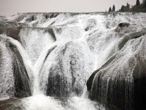 Doupotang Waterfall陡坡塘瀑布.jpg