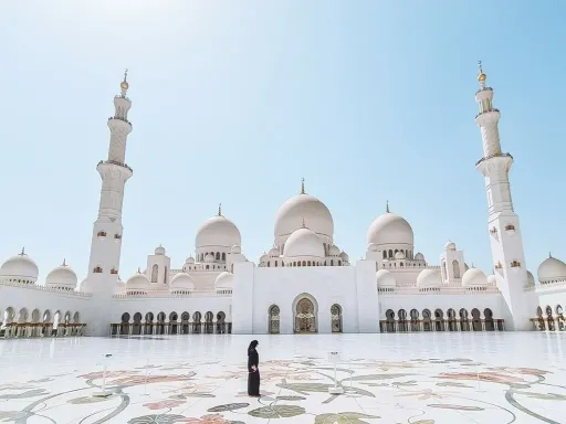 SHEIKH ZAYED GRAND MOSQUE
