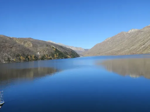 MuGeCuo Scenic Area木格措景区1.png