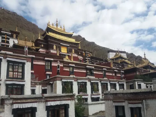 Tashilhunpo Monastery扎什仑布寺.png