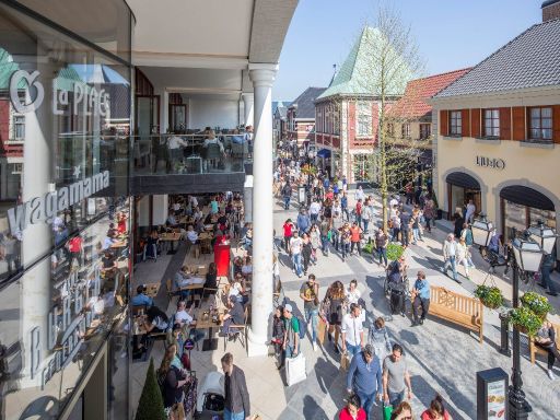 roermond mcarthurglen Designer outlet