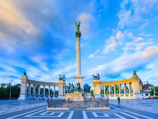 Budapest - Heroes' Square.webp