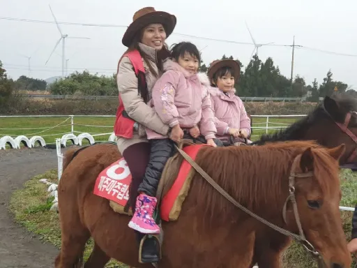 Day 03-03 Horse Riding (骑马体验）.jpg