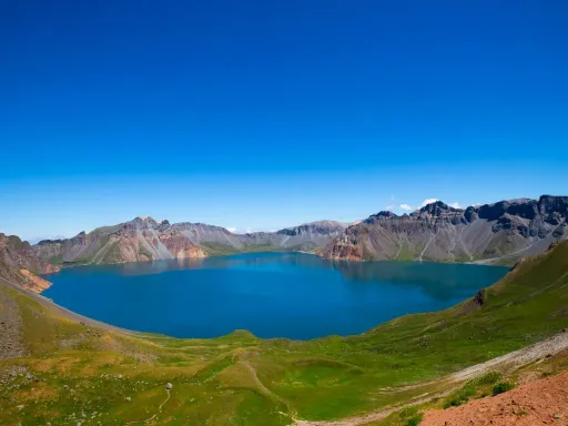 Beautiful Tianchi in Changbai Mountain, Northeast China长白山.jpg