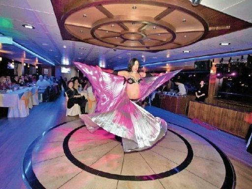 Bosphorus Cruise Dinner - Performance