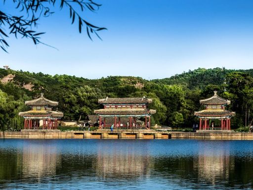Summer Resort 承德避暑山庄