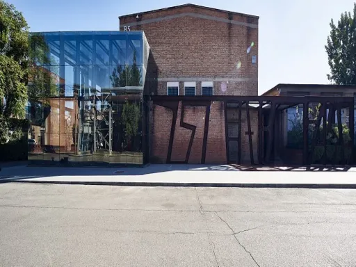 798 Art District 798 艺术区 .jpg