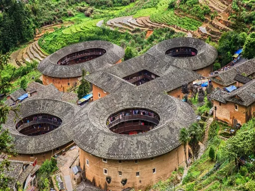 Fujian Tulou福建土楼.png
