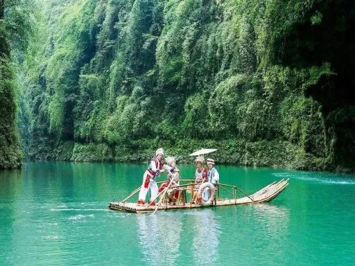 Ayi River阿依河.webp