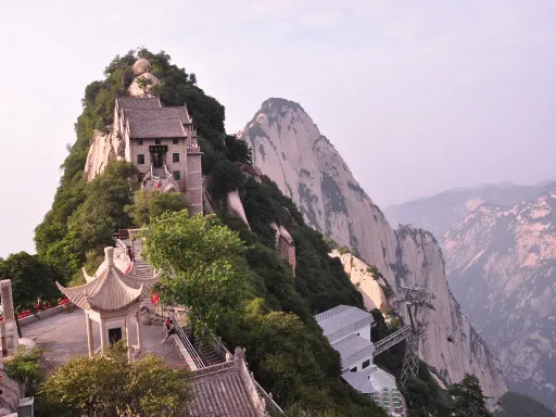 North Peak of Mt. Hua华山北峰.png