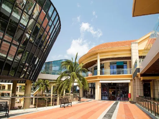 yalong bay shopping.png