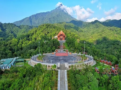 Wuzhishan Tropical Rainforest五指山热带雨林2.jpg