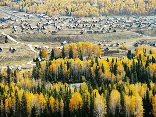 H﻿emu Village 禾木景区1.jpg.jpg