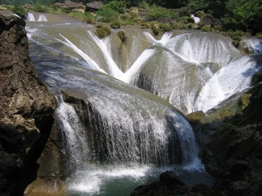Zhuiyinlian Waterfull 坠银链瀑布.webp