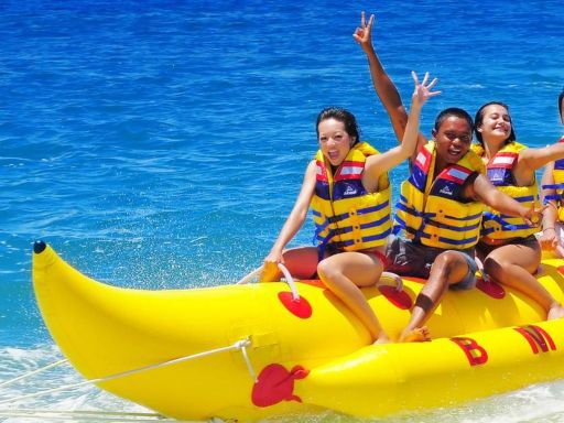 Tanjung Benoa Beach water activitive.jpg