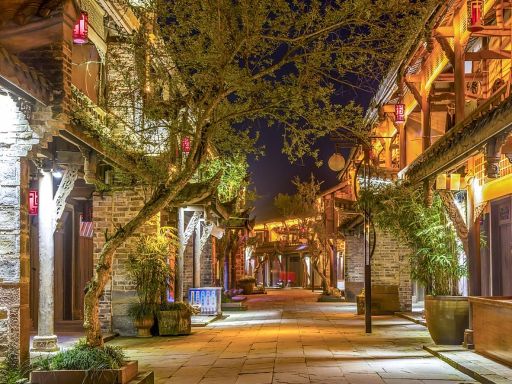 Huanglongxi Ancient Town night view 黄龙溪古镇夜景