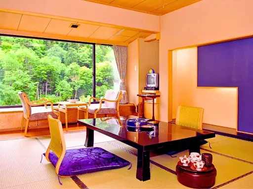 Sounkyo Kanko Hotel or similar 层云峡观光酒店或同等级 （温泉酒店）.webp