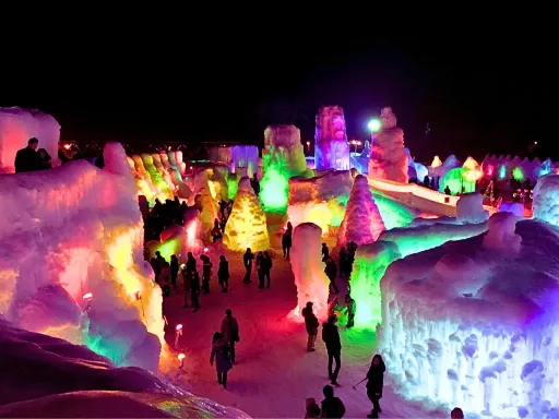 Sounkyo Ice Falls Festival  层云台冰瀑祭 (1).png