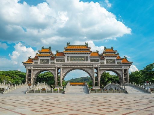  Shunfeng Archway 顺峰山公园牌坊