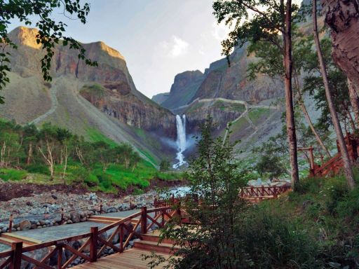Jilin Province Changbai Mountain waterfall长白温泉
