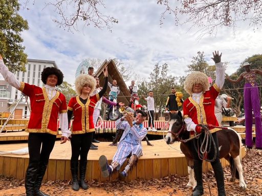 Houli Horse Ranch Circus show