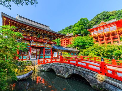 Yutoku Inari Shrine
