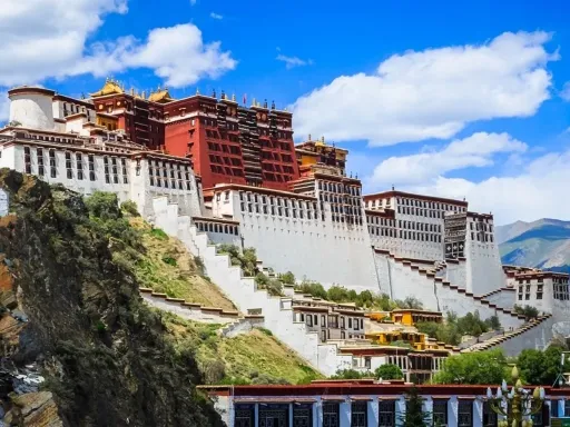 12D LHASA/SHIGATSE/NYINGCHI/ QINGHAI LAKE/QINGHAI-TIBET PLATEAU TRAIN +CHAKA SALT LAKE 