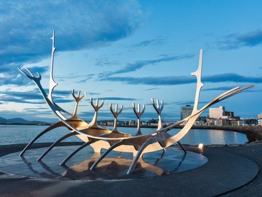 Sun voyager