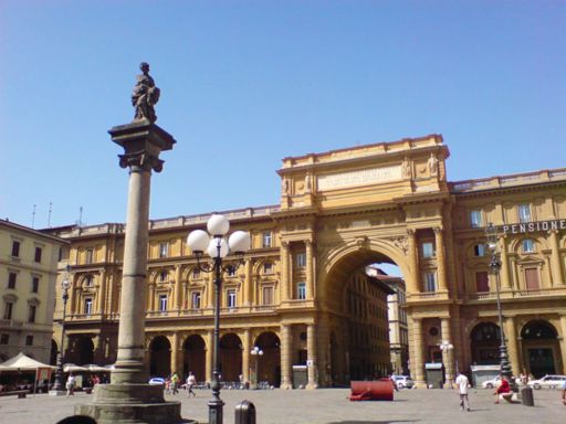 Piazza Della Repubblica