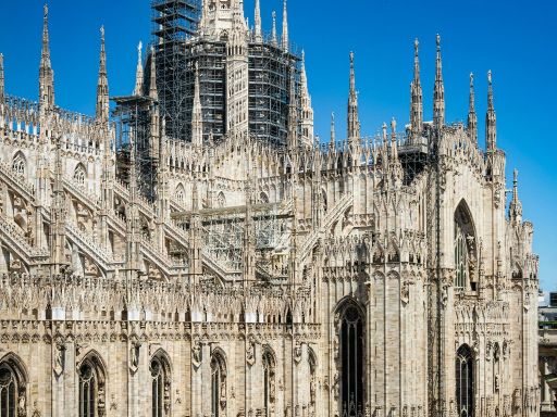 Duomo , Milan