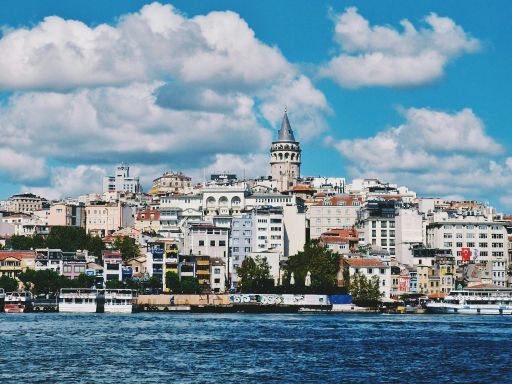 Golden Horn , Istanbul