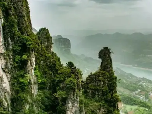 黄鹤峰林景区