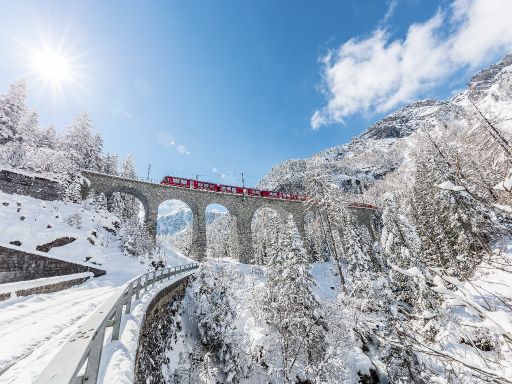 Interregio auf dem Albulaviadukt