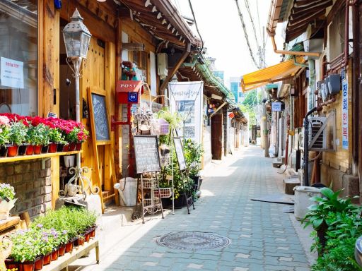 Ikseong-dong Hanok Village