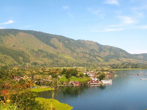 5D4N MEDAN + LAKE TOBA