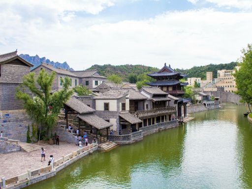 7D6N BEIJING + GUBEI WATER TOWN + STARRY GREAT WALL